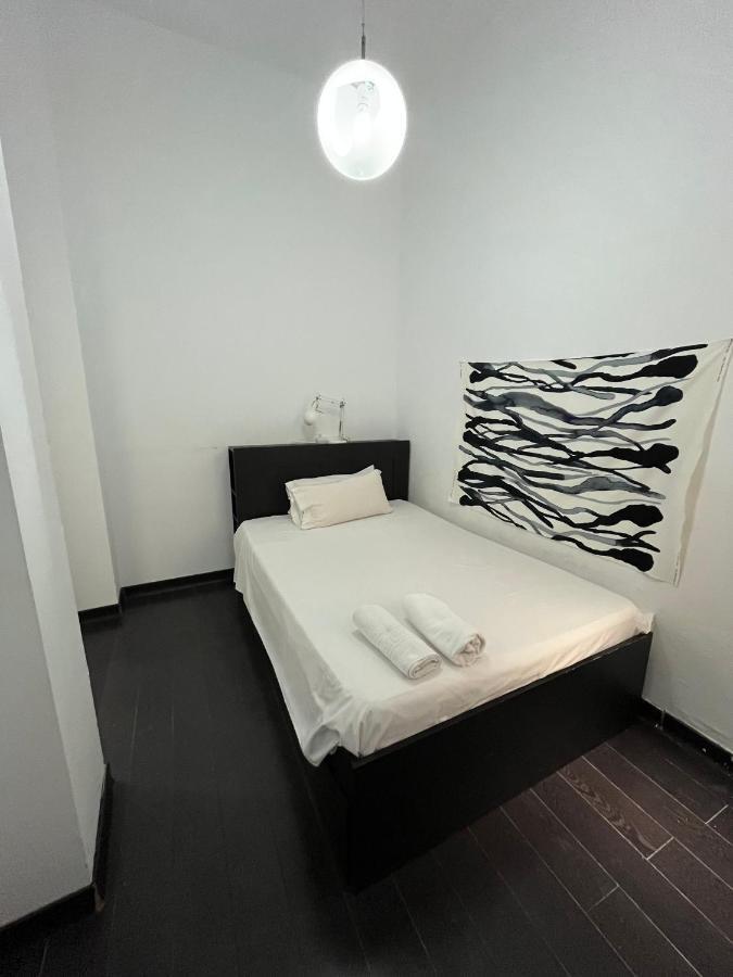 Ferienwohnung Carretas Duplex Exterior Izquierda Madrid Exterior foto