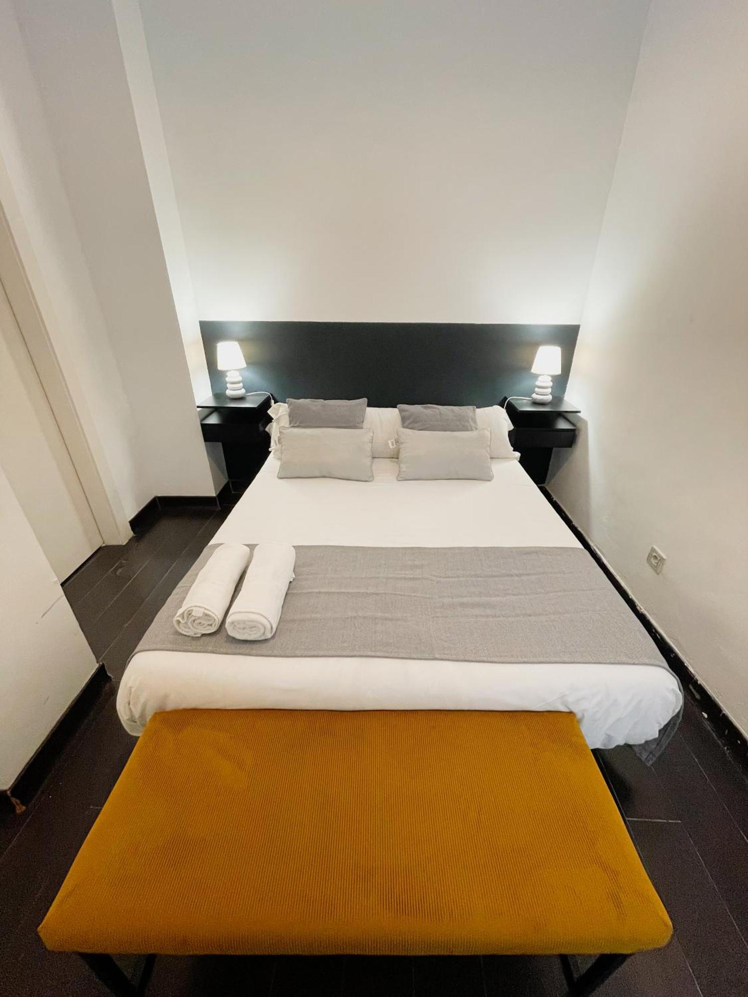 Ferienwohnung Carretas Duplex Exterior Izquierda Madrid Exterior foto